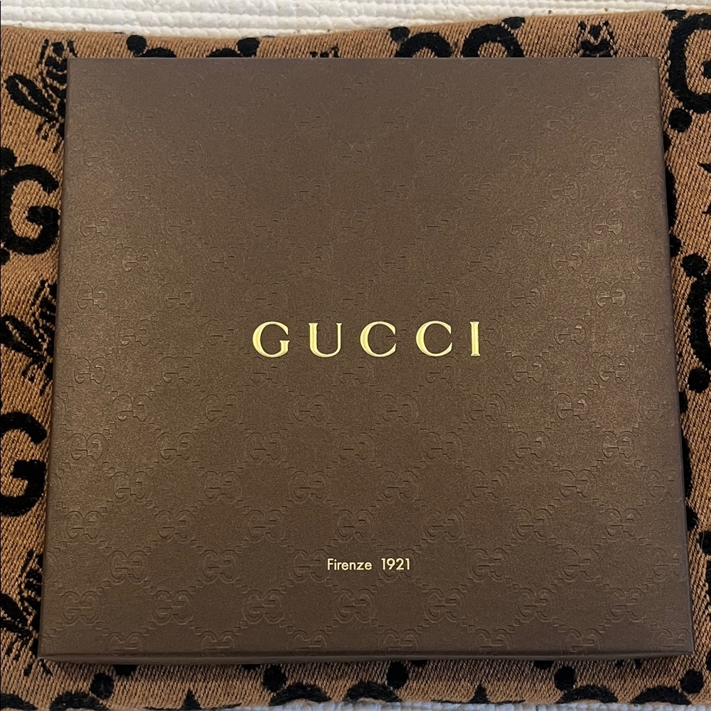 Gucci Brown Gold Logo Gift Box
